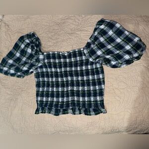 AMERICAN EAGLE off the shoulder plaid crop blouse